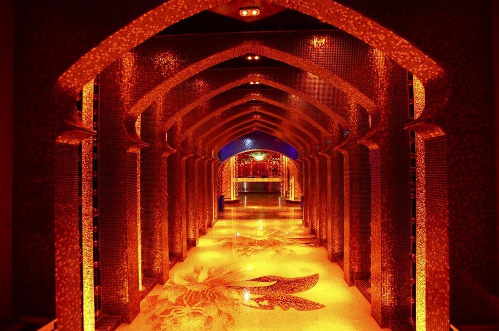 Chengdu Tianyou International Hotel Чънду Екстериор снимка