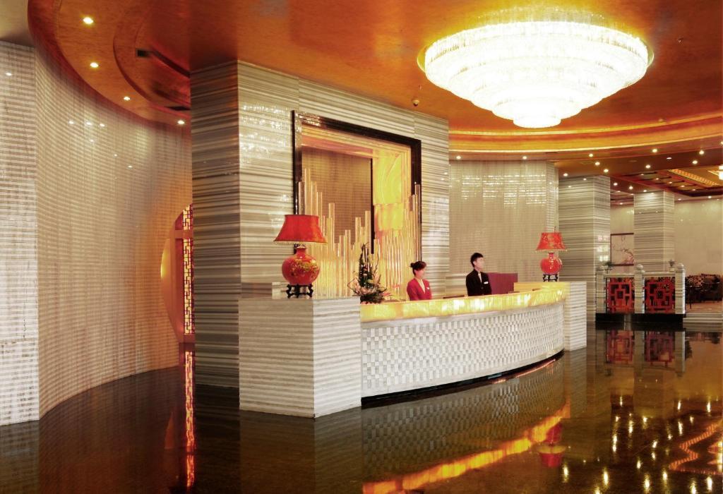 Chengdu Tianyou International Hotel Чънду Екстериор снимка