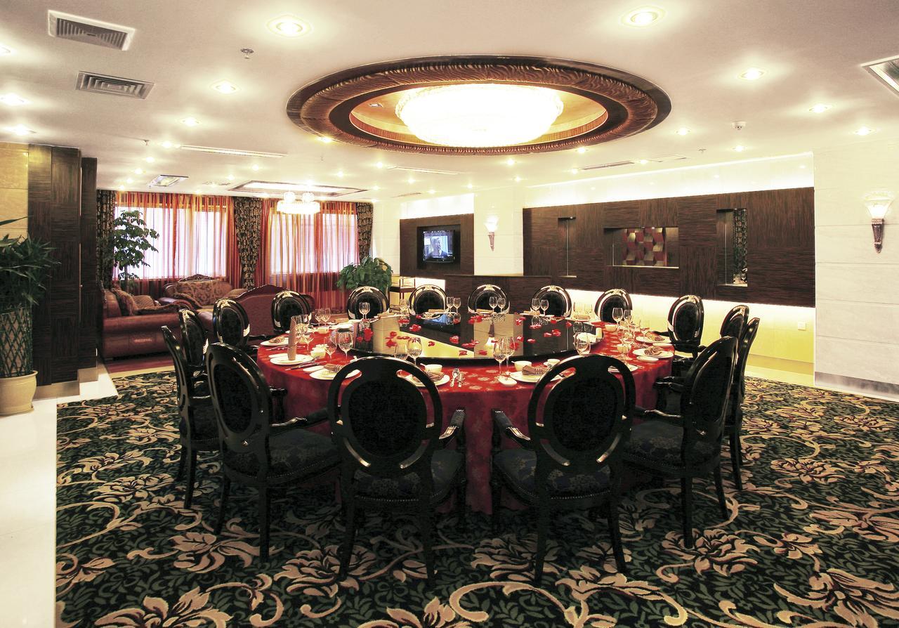 Chengdu Tianyou International Hotel Чънду Екстериор снимка