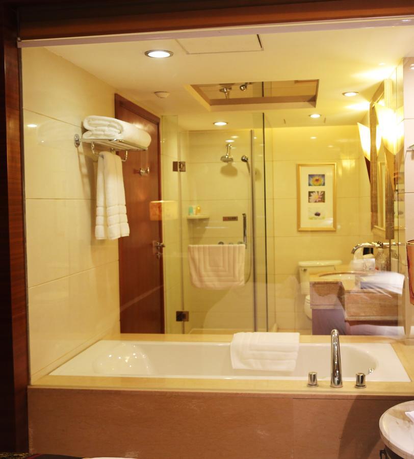 Chengdu Tianyou International Hotel Чънду Екстериор снимка