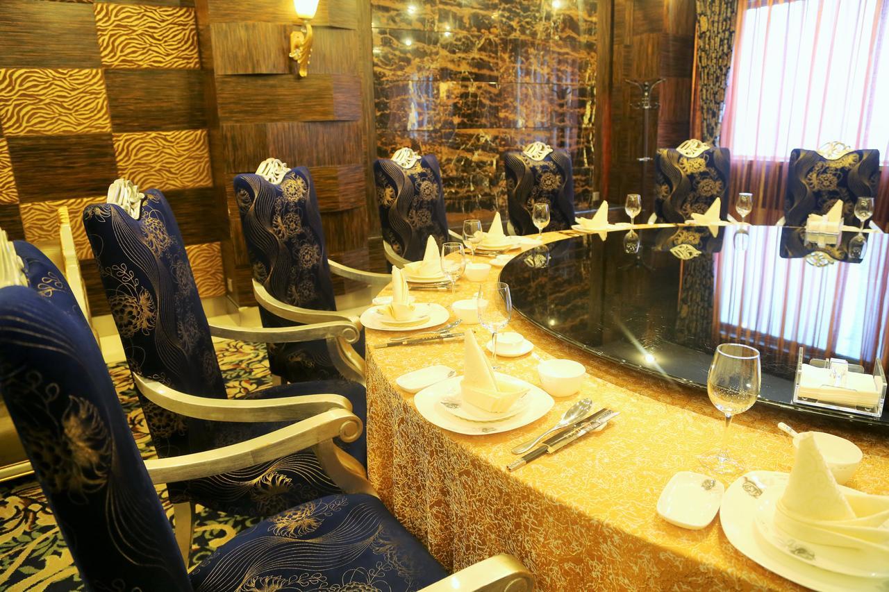 Chengdu Tianyou International Hotel Чънду Екстериор снимка